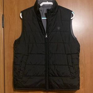 NWOT Ariat Meridian Mens Black Gray Reversible Quilted Vest Water Wind Proof